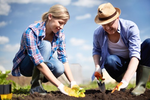 Gardening services in Gunnersbury for tidy residential outdoor spaces