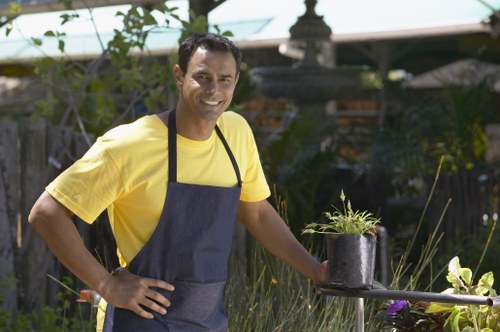 Customer complaint review for gardening services